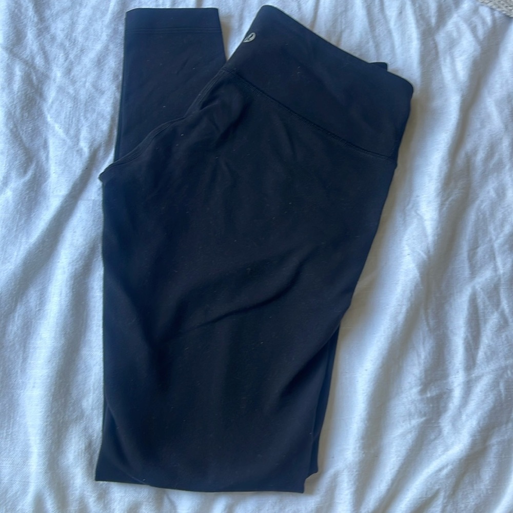 Lululemon leggings black mid rise size 8